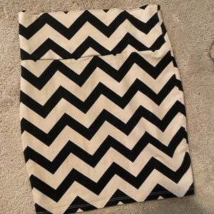 Zigzag Bodycon skirt